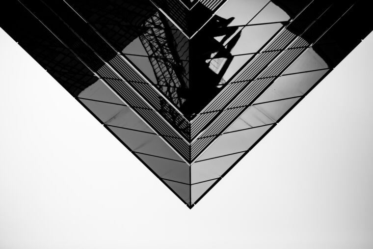 Купить и печать на заказ Репродукции картин Угол здания