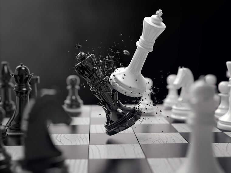 Репродукции картин Black and white chess battle