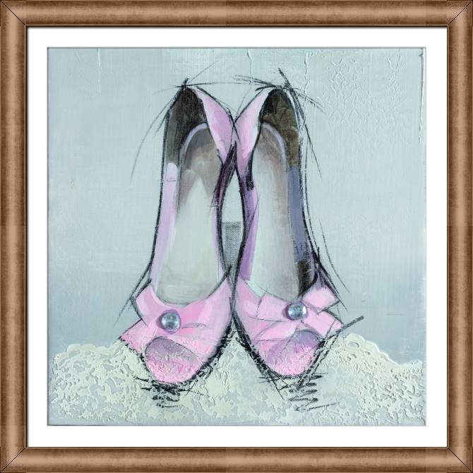 Картины в рамке, багете Pale pink shoes