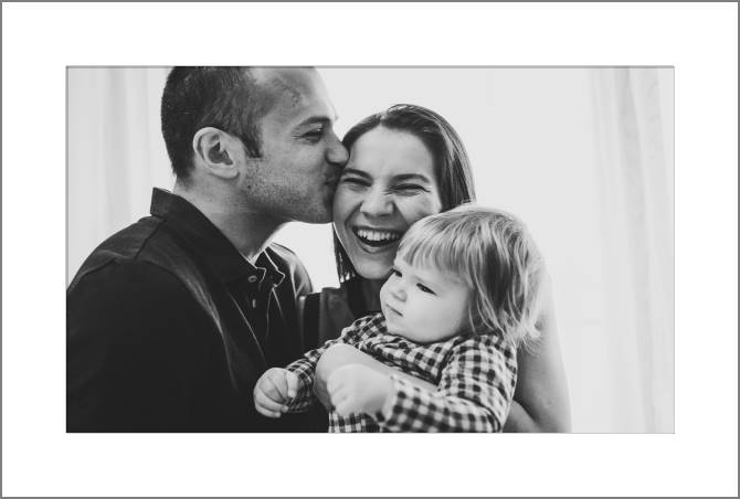 Paintings, photos from Passepartout Black-and-white family photo