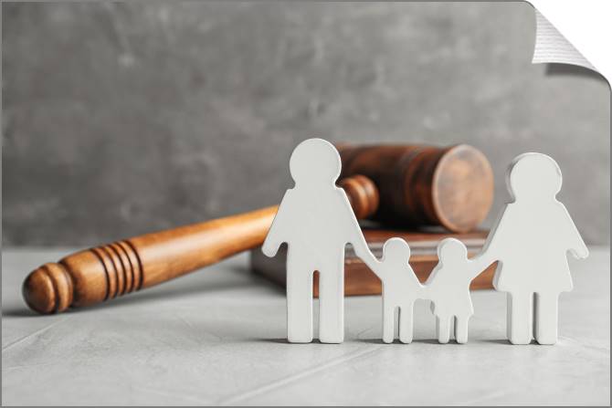 Купить и печать на заказ Картины на холсте Семья и закон