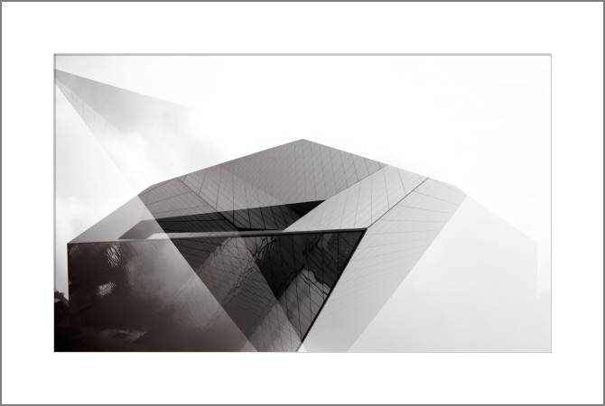 Купить и печать на заказ Картины, фото с паспарту Архитектурный фрагмент