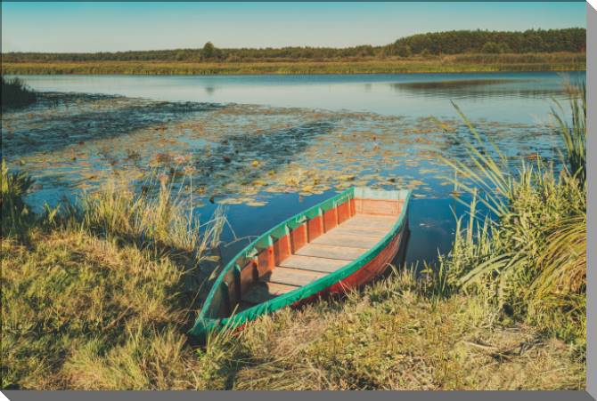 Купить и печать на заказ Картины на пластике, пеноркартоне Рыбацкая лодка на побережье