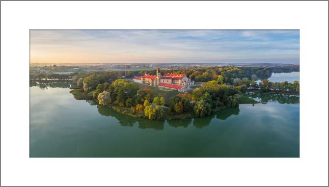 Купить и печать на заказ Картины, фото с паспарту Несвиж