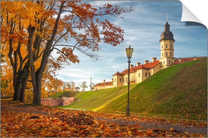 Купить и печать на заказ Картины на холсте Несвижский замок осенью