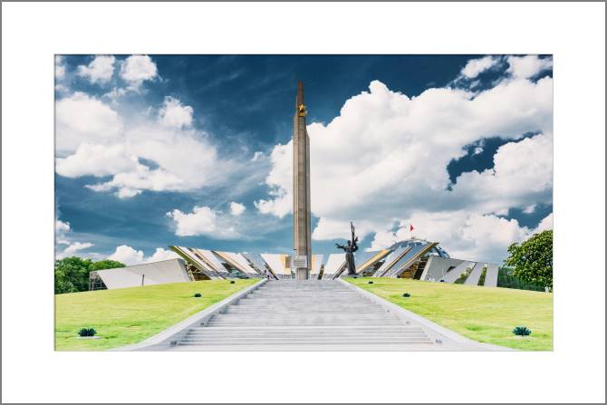 Купить и печать на заказ Картины, фото с паспарту Стела Минск город-герой и музей Великой Отечественной войны в Минске