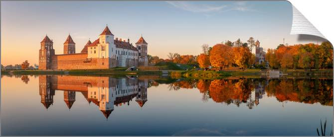 Купить и печать на заказ Картины на холсте Мирский замок панорама осень