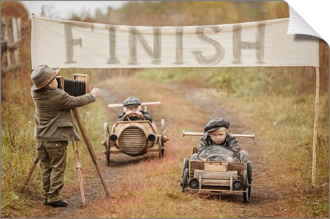 Купить и печать на заказ Картины на холсте Гонки на деревянных машинках