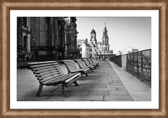 Картины в рамке, багете Walk along the promenade in Dresden