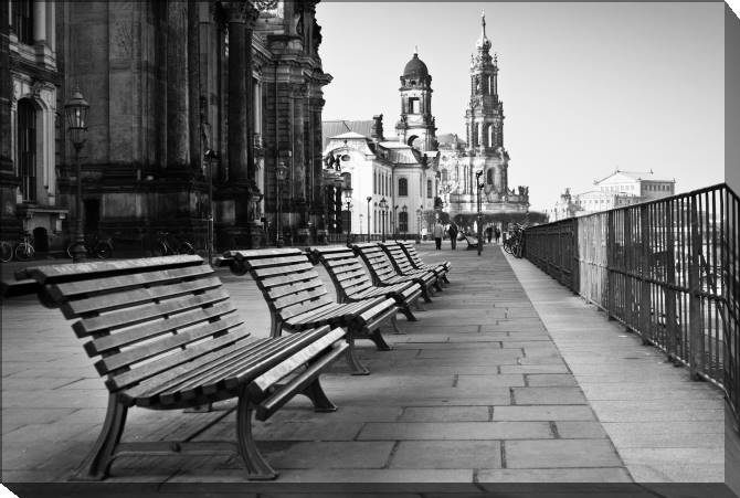 Paintings on canvas Walk along the promenade in Dresden