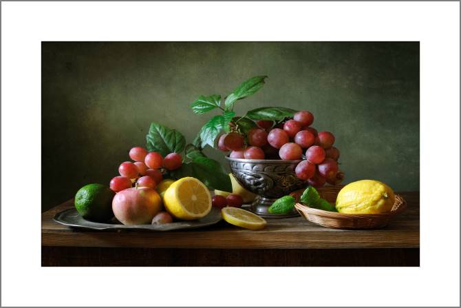 Paintings, photos from Passepartout Still life with bowl of fruit