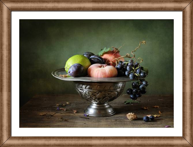 Купить и печать на заказ Картины в рамке, багете Натюрморт с виноградом и гранатом
