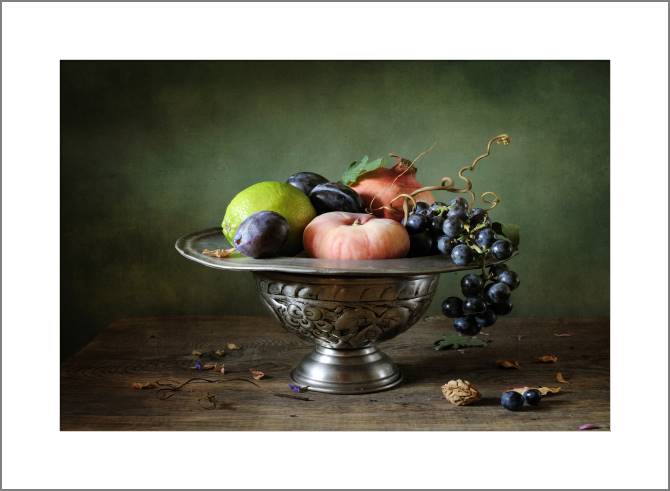 Paintings, photos from Passepartout Still life with grapes and pomegranate