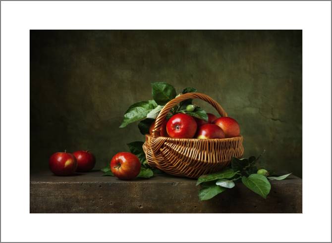 Paintings, photos from Passepartout Still life with apples