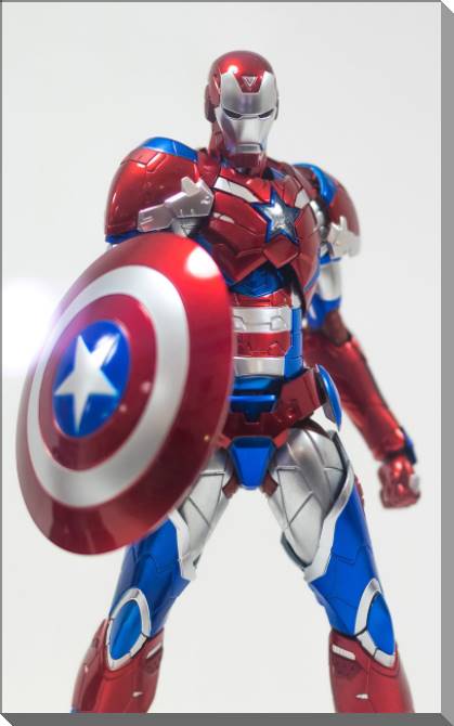 Картины на пластике, пеноркартоне Figurine captain America