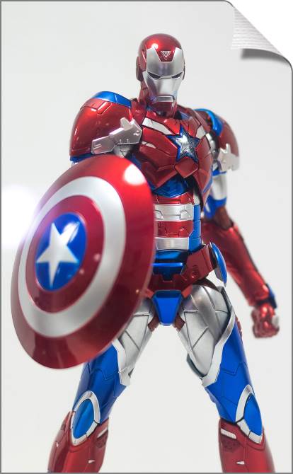 Купить и печать на заказ Картины на холсте Фигурка капитана Америки