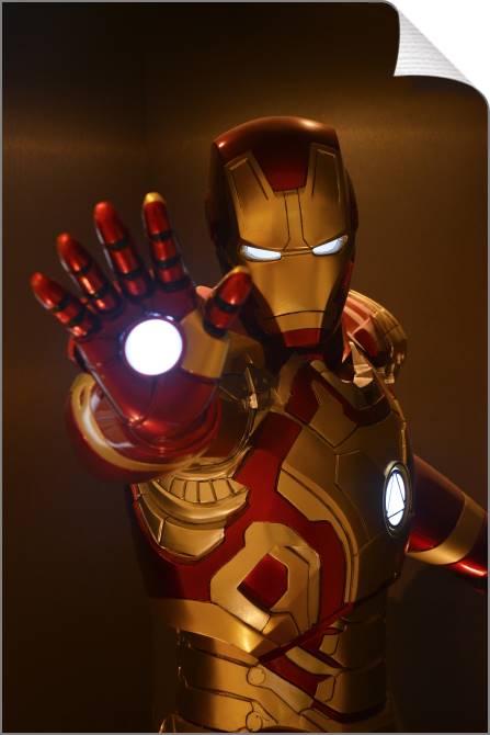 Купить и печать на заказ Картины на холсте Фигурка железного человека