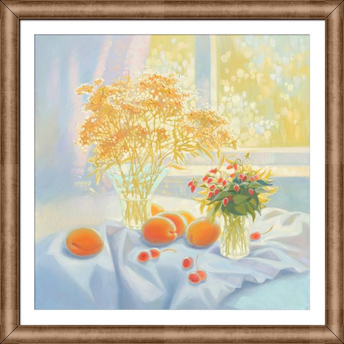 Картины в рамке, багете Still life with apricots and strawberries