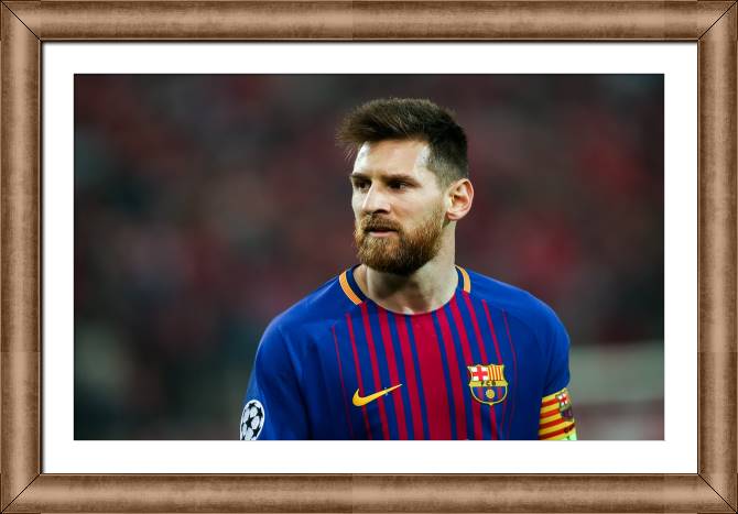 Купить и печать на заказ Картины в рамке, багете Лионель Месси во время игры