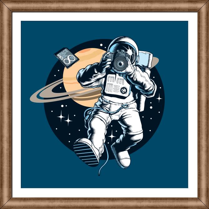 Купить и печать на заказ Картины в рамке, багете Космонавт с фотоаппаратом