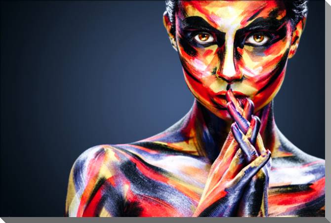 Картины на пластике, пеноркартоне Bright body art