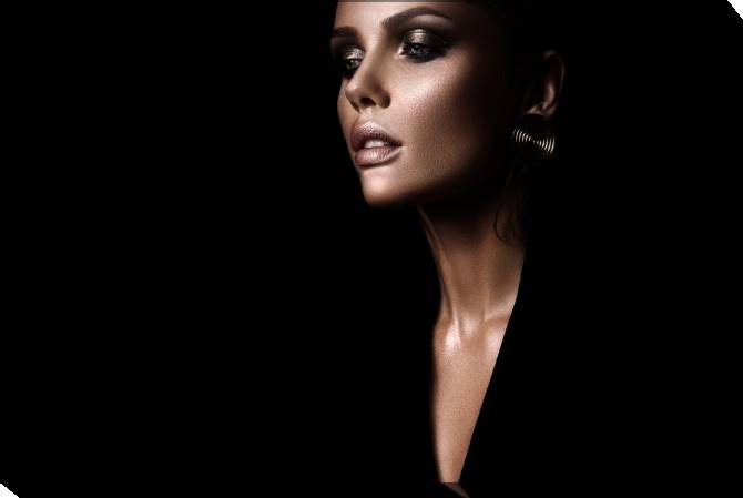 Paintings on canvas Girl on black background