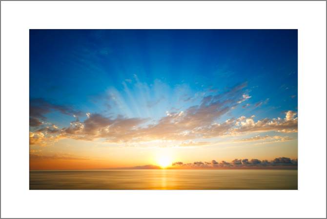 Купить и печать на заказ Картины, фото с паспарту Небо на закате