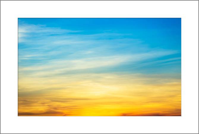 Купить и печать на заказ Картины, фото с паспарту Желто-голубое небо