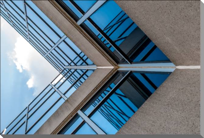 Картины на пластике, пеноркартоне The building of glass and concrete