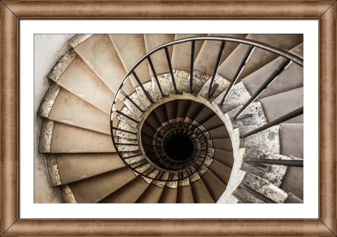 Купить и печать на заказ Репродукции картин Винитовая лестница исторического здания