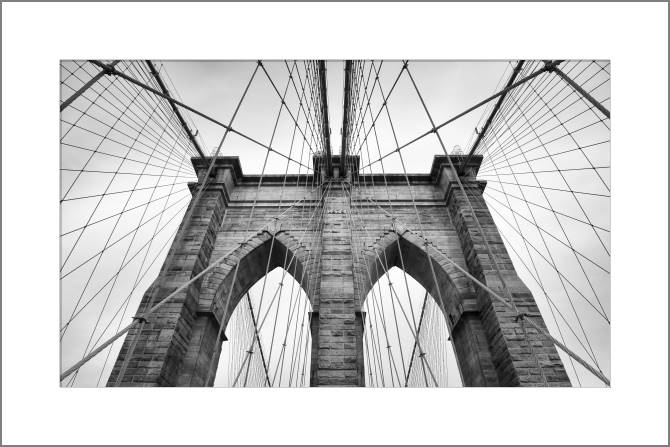 Купить и печать на заказ Картины, фото с паспарту Бруклинский мост Нью-Йорка