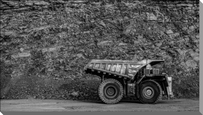 Картины на пластике, пеноркартоне Dump truck in coal mine