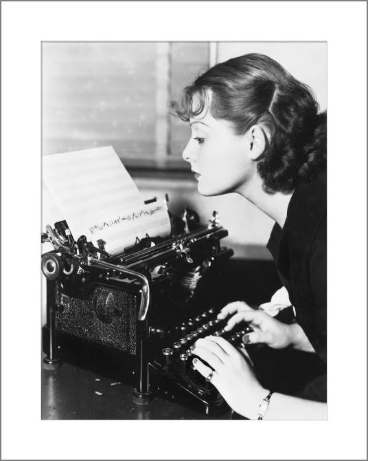 Paintings, photos from Passepartout The girl at the typewriter