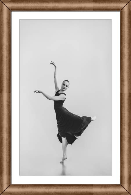 Купить и печать на заказ Картины в рамке, багете Легкий танец