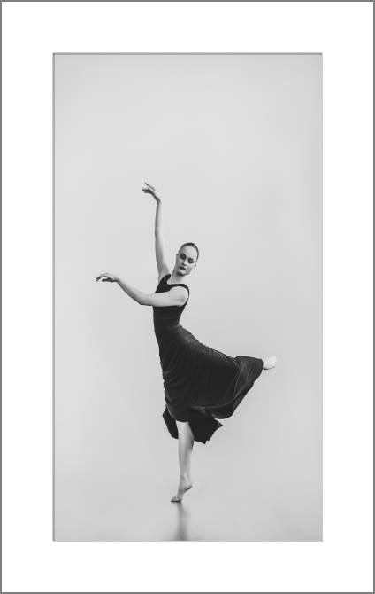 Купить и печать на заказ Картины, фото с паспарту Легкий танец