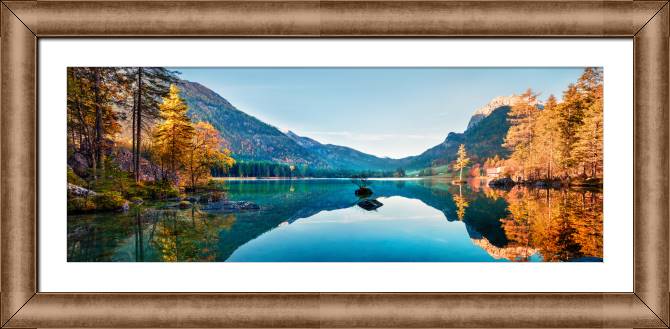Купить и печать на заказ Картины в рамке, багете Осенняя панорама озера Хинтерзее