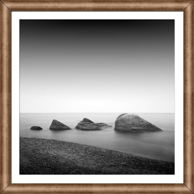 Купить и печать на заказ Картины в рамке, багете Фото морской пейзаж с камнями