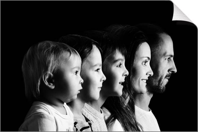 Купить и печать на заказ Картины на холсте Семейный черно-белый портрет