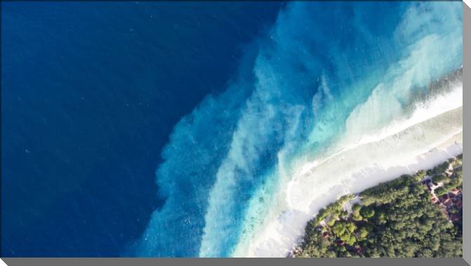 Купить и печать на заказ Картины на пластике, пеноркартоне Вид сверху на пляж