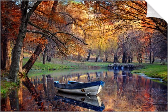 Купить и печать на заказ Картины на холсте Лодка на озере в осеннем лесу