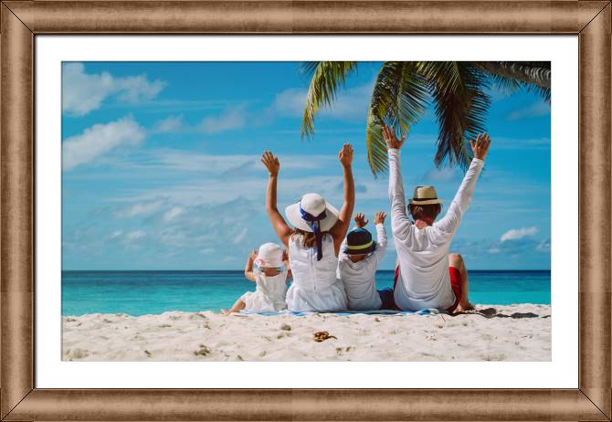 Paintings on canvas Family at the beach