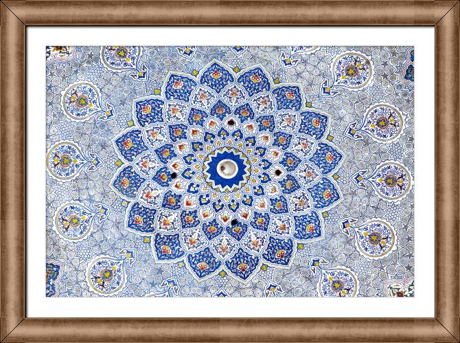 Paintings on canvas Painting the walls of the mosque