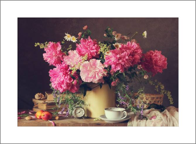Paintings, photos from Passepartout Retro photo with the peonies