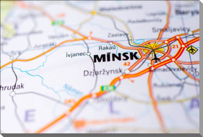 Купить и печать на заказ Картины на пластике, пеноркартоне Минск на карте макросъемка