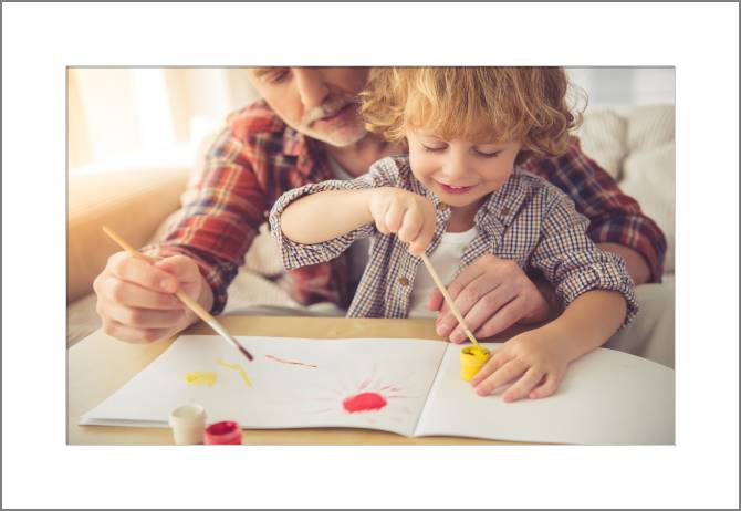 Paintings, photos from Passepartout Dad and son draw