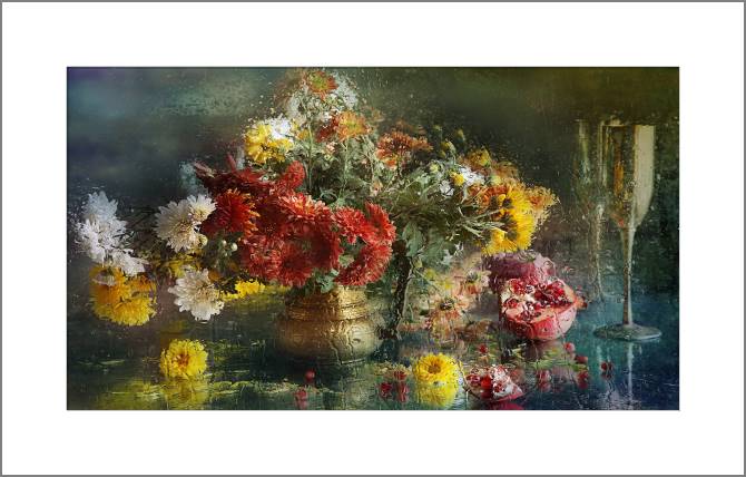 Картины, фото с паспарту Still life using wet glass
